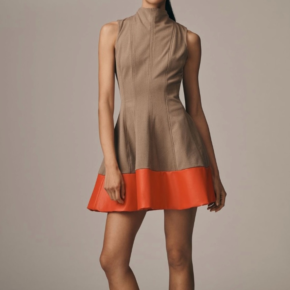 Maeve Faux Leather Mock-Neck Mini Dress
🎀NWT🎀 Size L